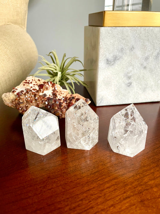 Crackle Quartz Towers